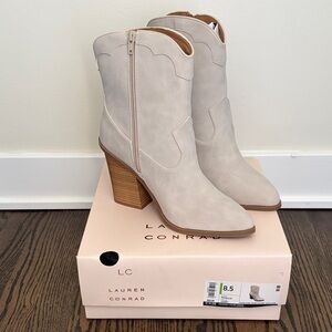 LC Lauren Conrad Women's Ivory Beige Heeled Boots - NEW IN BOX